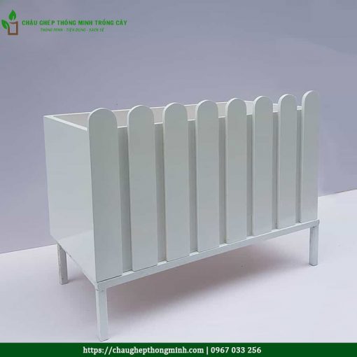 Chậu trồng cây composite ban công